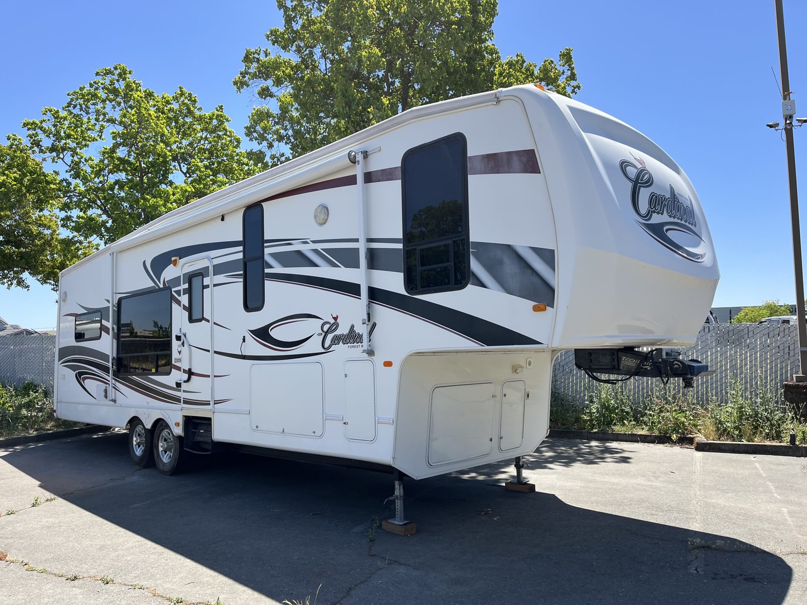 Cardinal fifth wheel trailer bought for cash in California